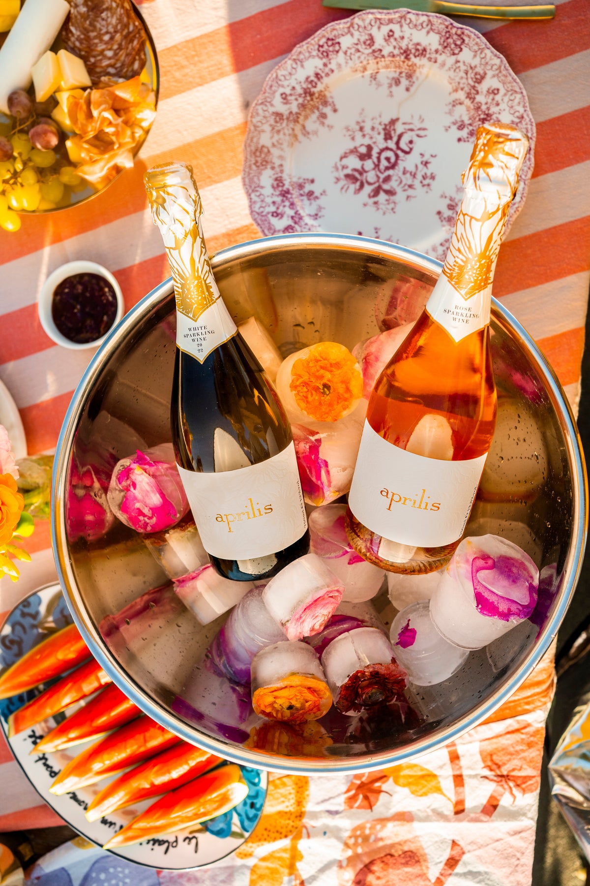 Greek Sparkling Wines for Christmas: Celebrate the Festive Season with Aprilis